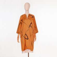 Load image into Gallery viewer, vintage kimono silk coat