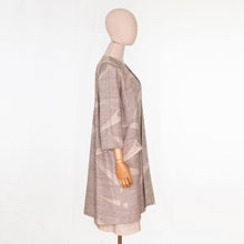 Load image into Gallery viewer, vintage kimono silk coat