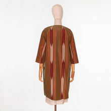 Load image into Gallery viewer, vintage kimono silk coat