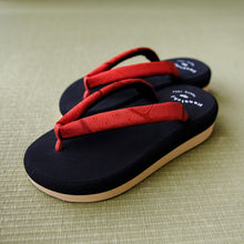画像をギャラリービューアに読み込む, Vintage Kimono Zori Sandal