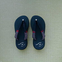 Load image into Gallery viewer, Vintage Kimono Zori Sandal