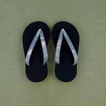 Load image into Gallery viewer, Vintage Kimono Zori Sandal