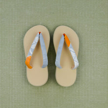 Load image into Gallery viewer, Vintage Kimono Zori Sandal
