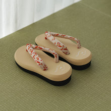 画像をギャラリービューアに読み込む, vintage kimono zori (size S)