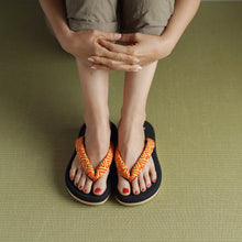 画像をギャラリービューアに読み込む, vintage kimono zori (size S)