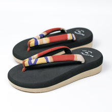 Load image into Gallery viewer, vintage kimono zori (size LL)