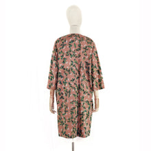 Load image into Gallery viewer, vintage kimono silk coat
