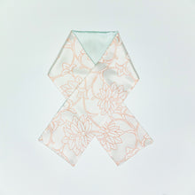 画像をギャラリービューアに読み込む, vintage kimono petite silk scarf
