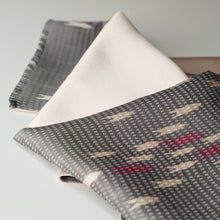 画像をギャラリービューアに読み込む, vintage kimono petite silk scarf
