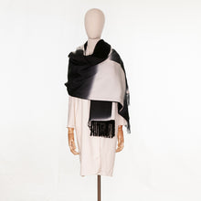 画像をギャラリービューアに読み込む, vintage kimono cashmere shawl
